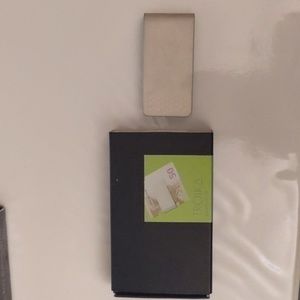 Troika Money clip